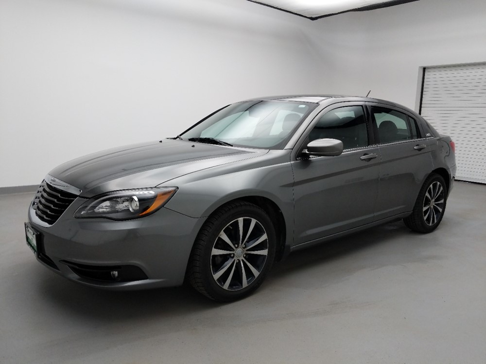 2013 Chrysler 200 - Driver Front Side