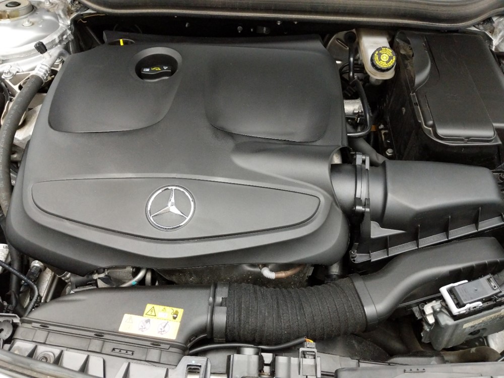 2018 Mercedes-Benz CLA250 - Engine