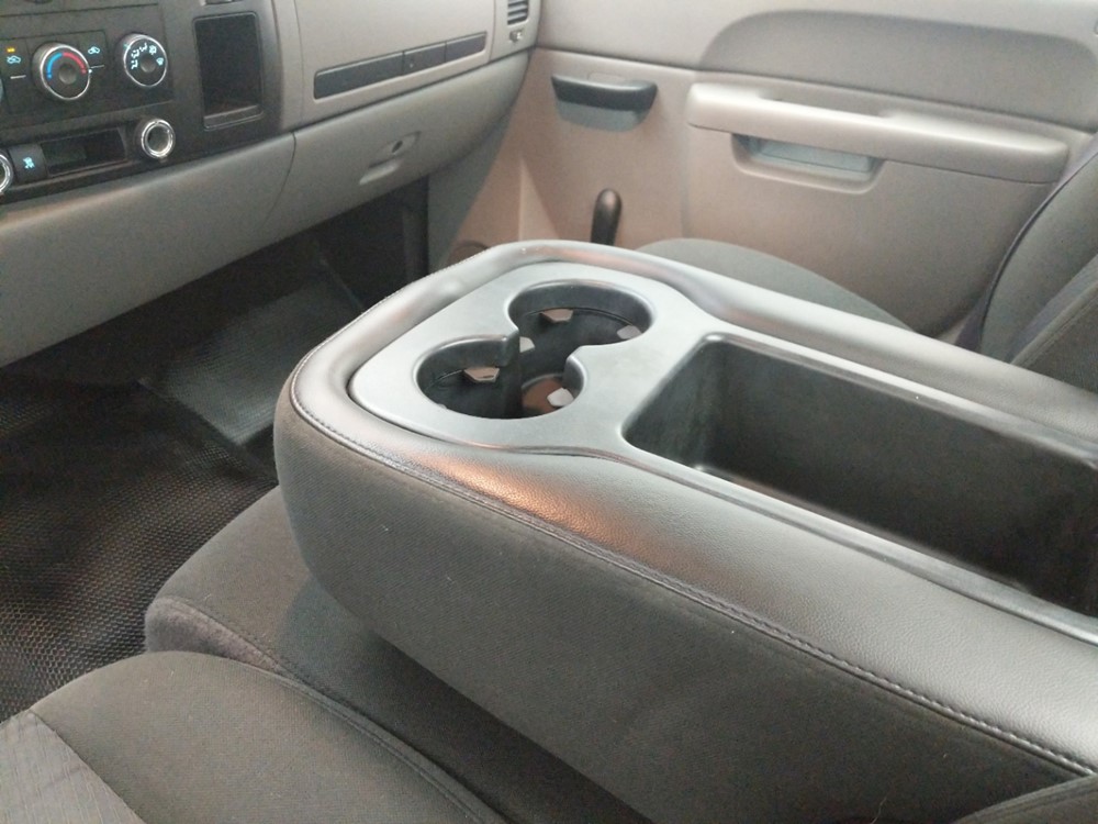 2011 GMC Sierra 1500 - Center Console/Cup Holders