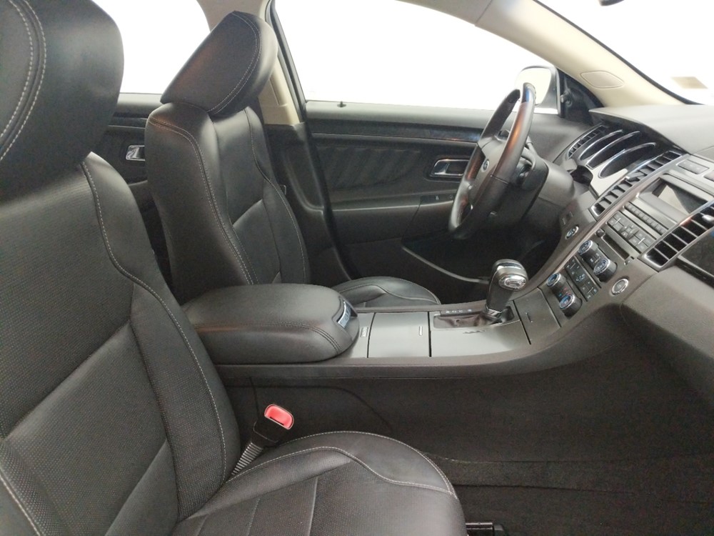 2010 Ford Taurus - Passenger Front Seat