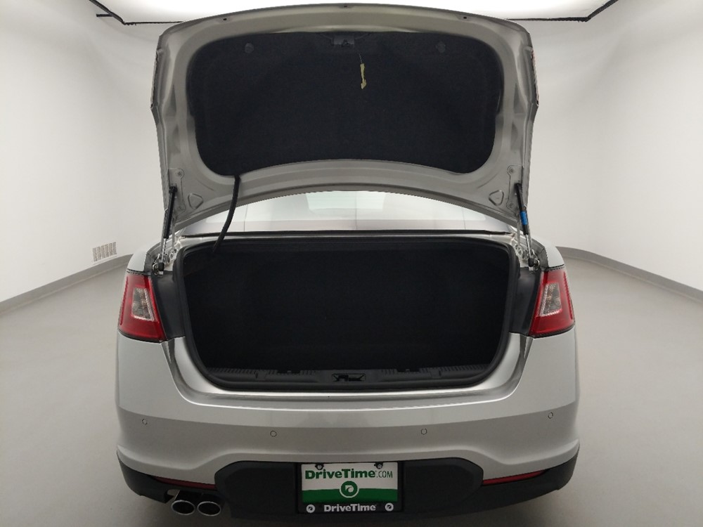 2010 Ford Taurus - Trunk