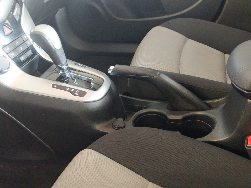 2015 Chevrolet Cruze - Center Console/Cup Holders