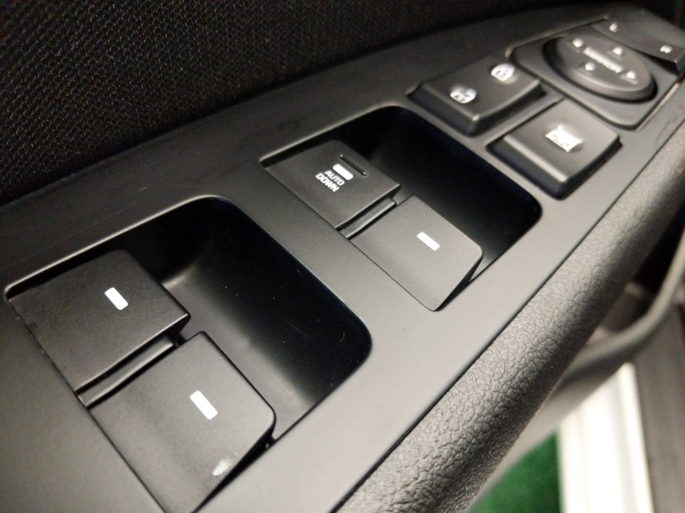2018 Hyundai Elantra - Driver Power Windows/Lock Control