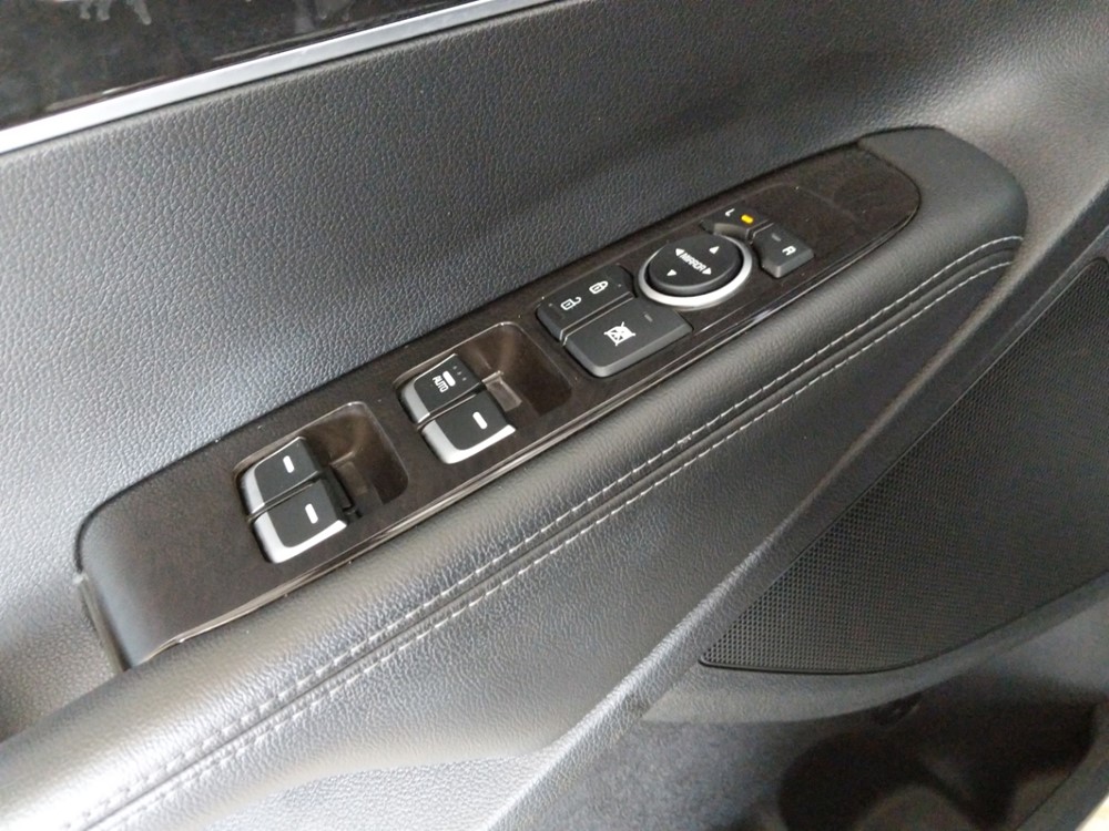 2018 Kia Sorento - Driver Power Windows/Lock Control