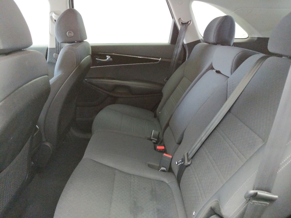 2018 Kia Sorento - Driver Rear Seat