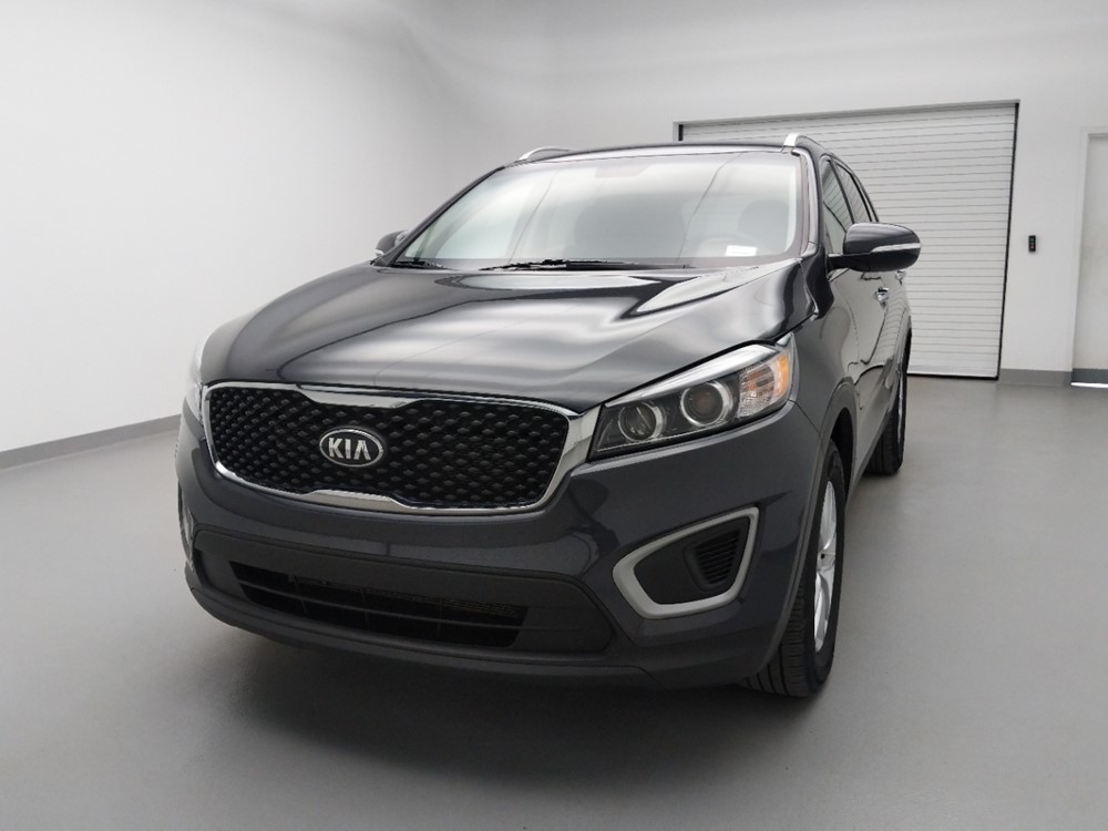 2018 Kia Sorento - Driver Front Hood