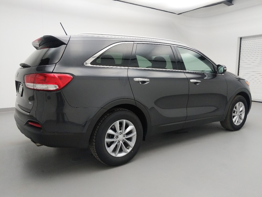 2018 Kia Sorento - Passenger Rear Side