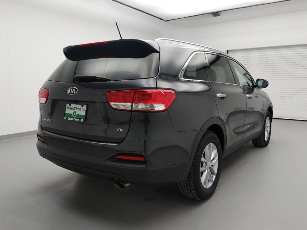 2018 Kia Sorento - Passenger Rear Bumper