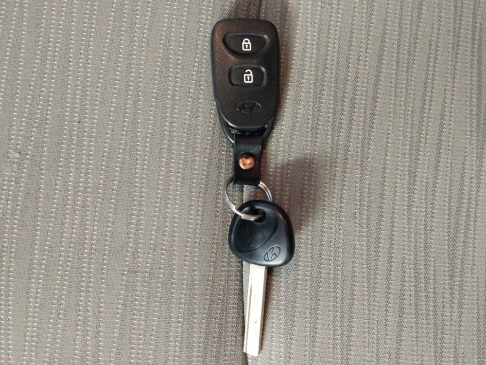 2017 Hyundai Accent - Keys