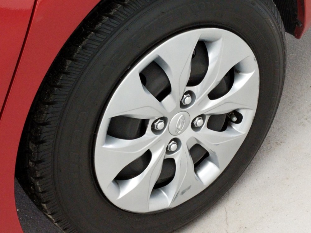 2017 Hyundai Accent - Wheel