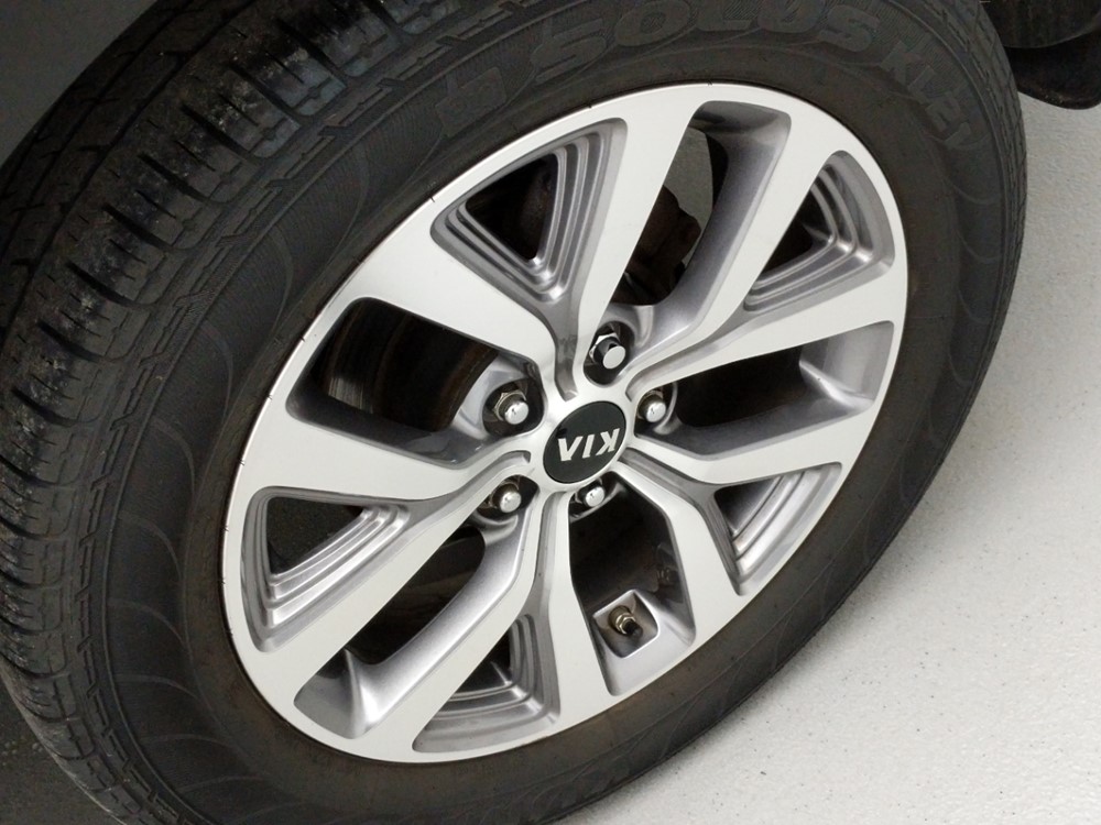 2016 Kia Sportage - Wheel