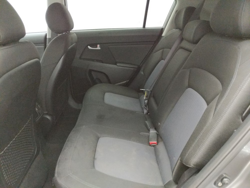 2016 Kia Sportage - Driver Rear Seat