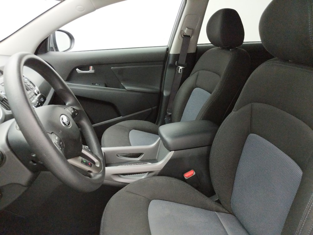 2016 Kia Sportage - Driver Front Seat