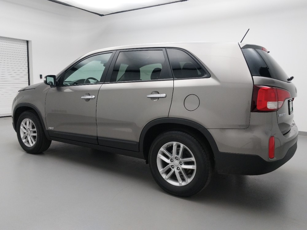2014 Kia Sorento - Driver Rear Side