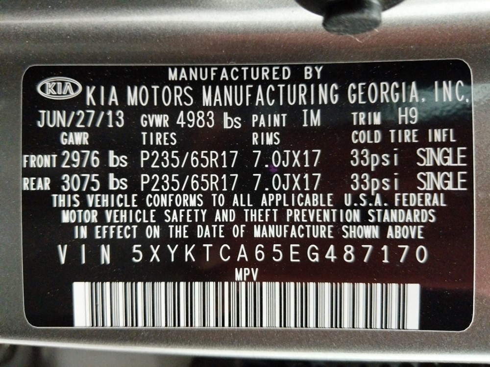 2014 Kia Sorento - VIN Plate