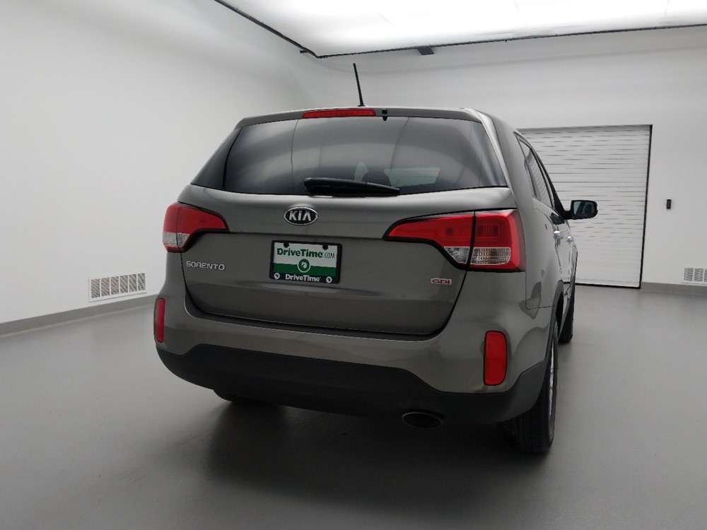 2014 Kia Sorento - Passenger Rear Trunk