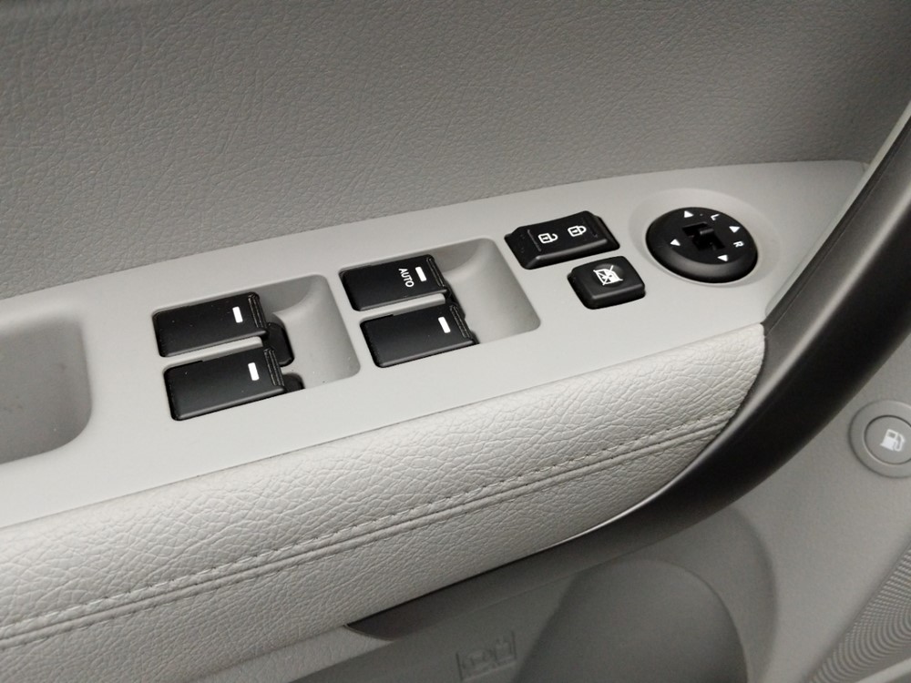 2014 Kia Sorento - Driver Power Windows/Lock Control