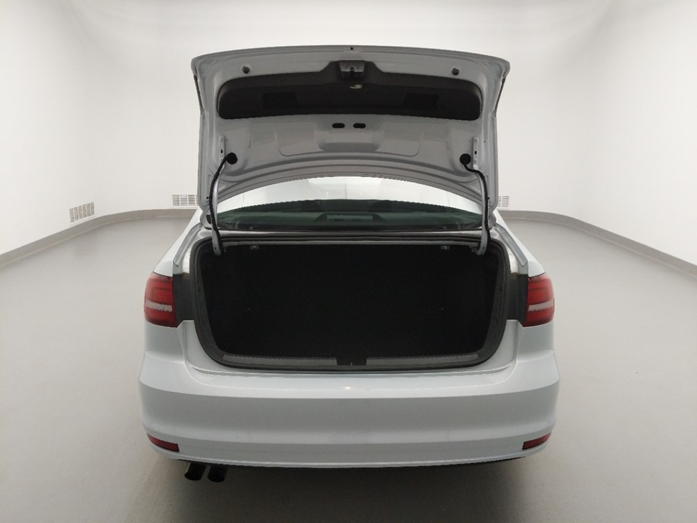 2017 Volkswagen Jetta - Trunk