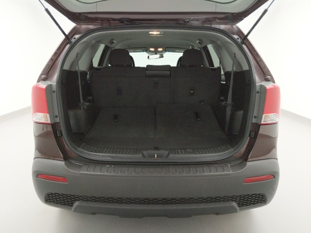 2012 Kia Sorento - Trunk