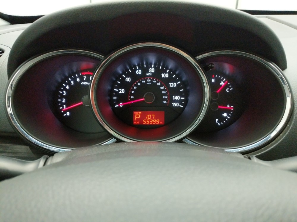 2012 Kia Sorento - Odometer Close Up