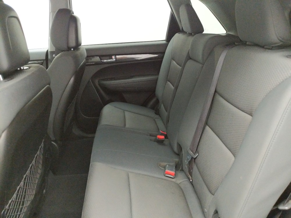 2012 Kia Sorento - Driver Rear Seat