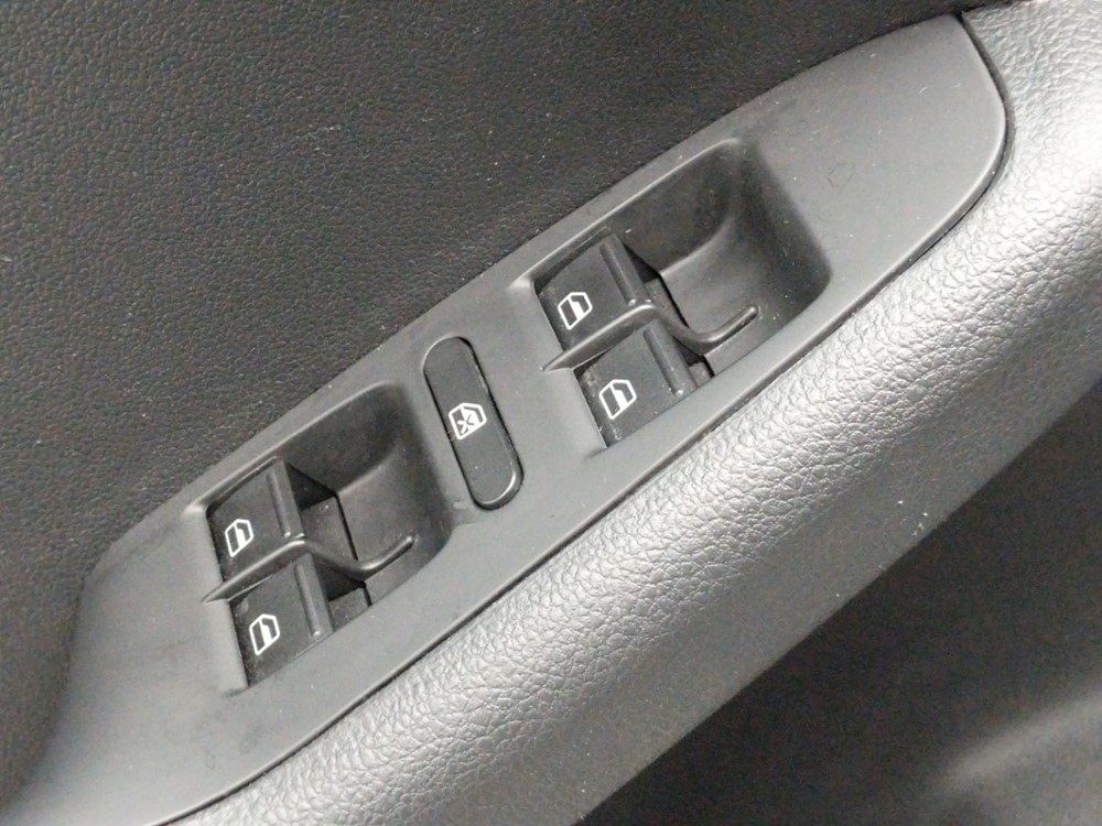 2017 Volkswagen Jetta - Driver Power Windows/Lock Control