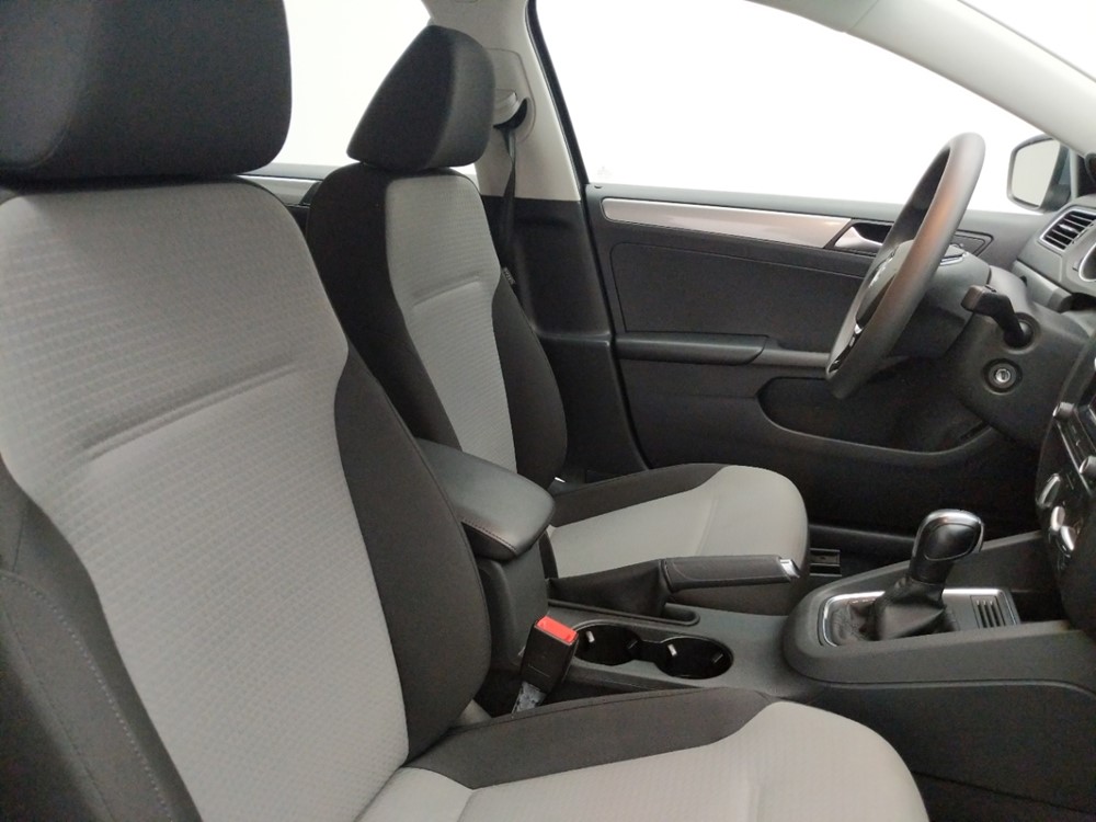 2017 Volkswagen Jetta - Passenger Front Seat
