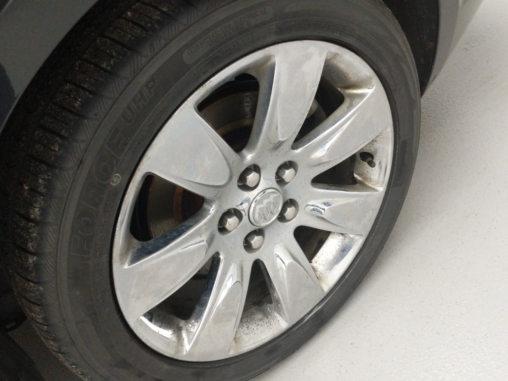2010 Buick LaCrosse - Wheel