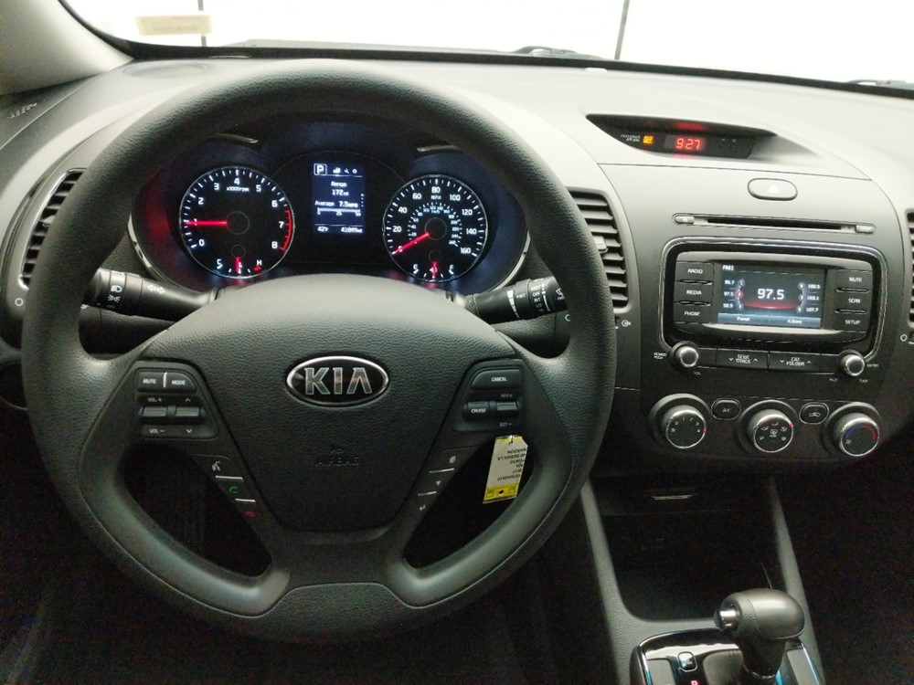 2017 Kia Forte - Driver Dash