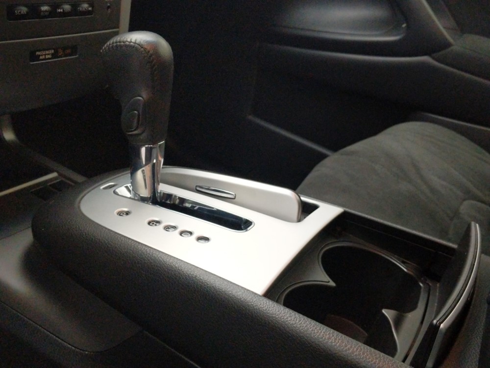 2014 Nissan Murano - Center Console/Cup Holders