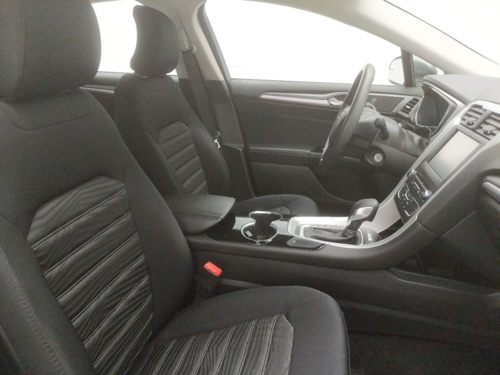 2016 Ford Fusion - Passenger Front Seat