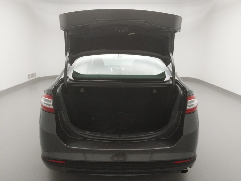 2016 Ford Fusion - Trunk