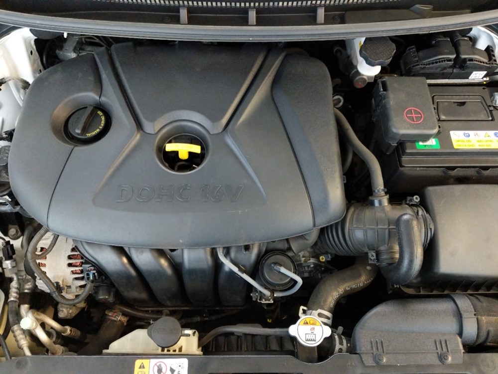 2016 Kia Forte - Engine