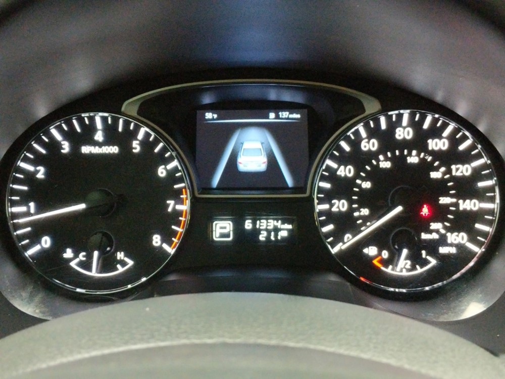 2015 Nissan Altima - Odometer Close Up