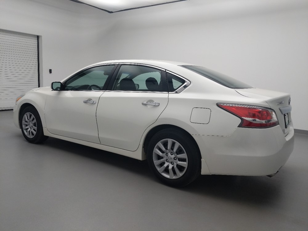 2015 Nissan Altima - Driver Rear Side