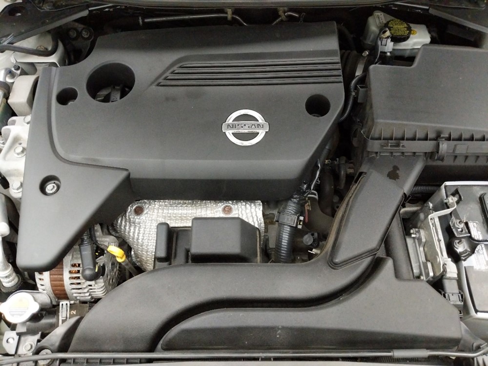2015 Nissan Altima - Engine
