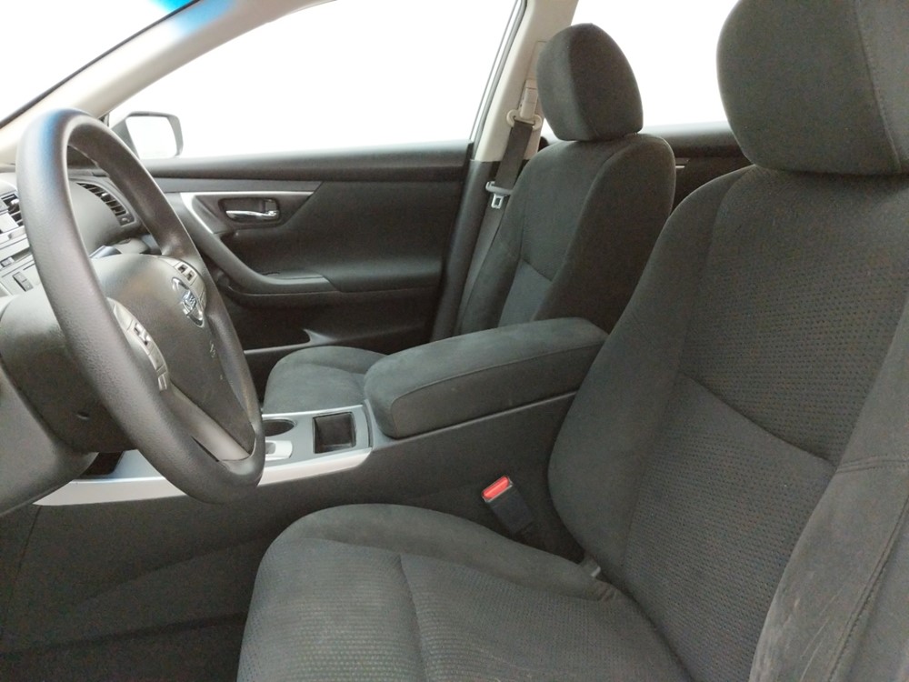 2015 Nissan Altima - Driver Front Seat