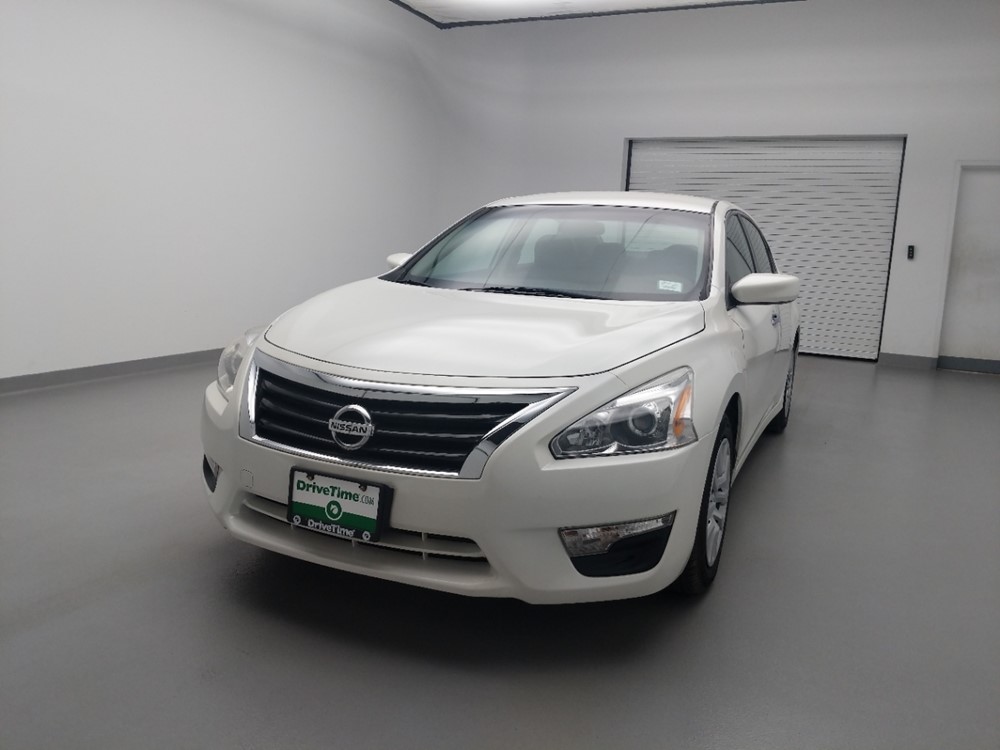 2015 Nissan Altima - Driver Front Hood