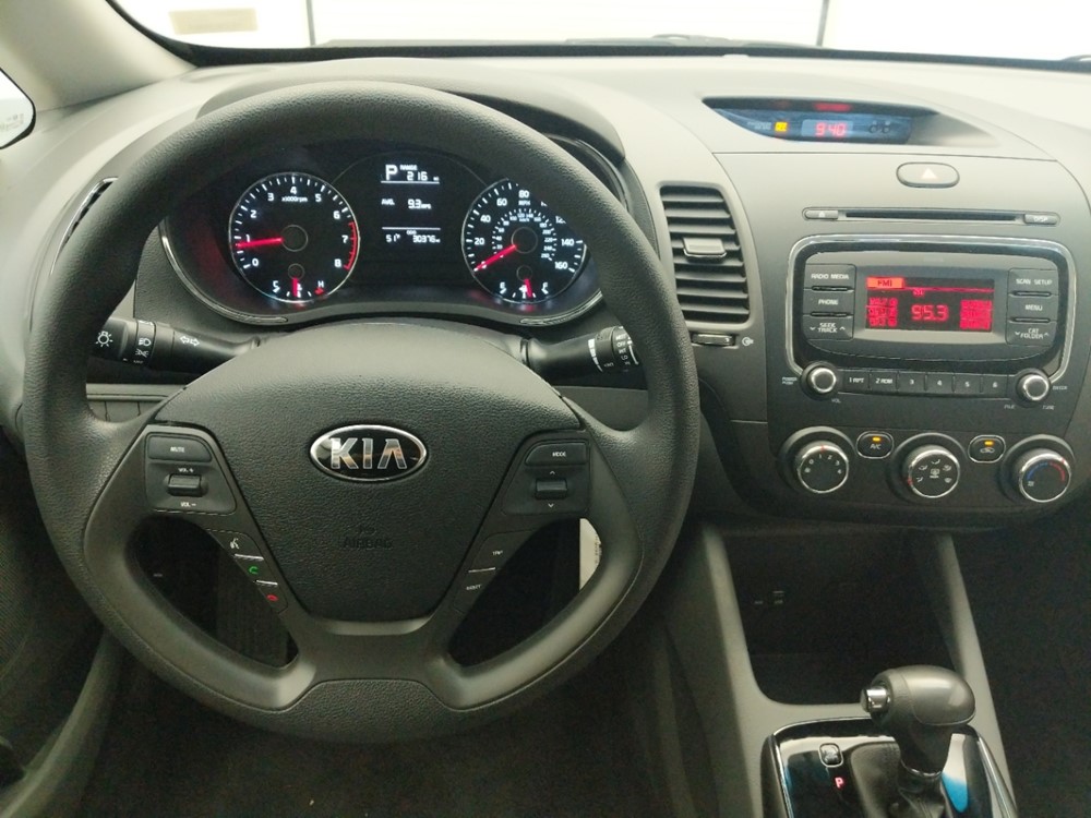 2017 Kia Forte - Driver Dash