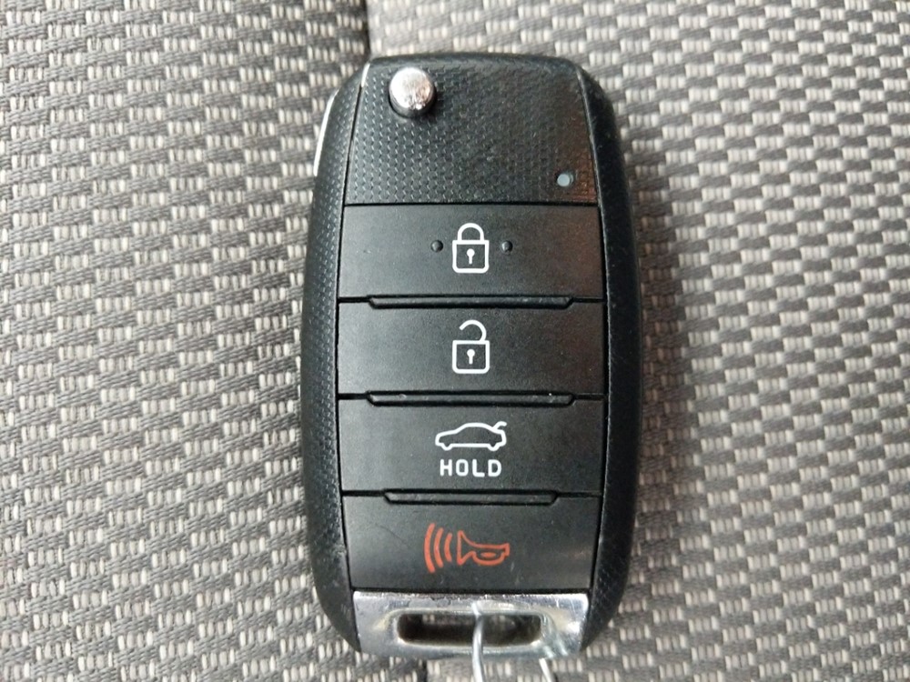 2017 Kia Forte - Keys