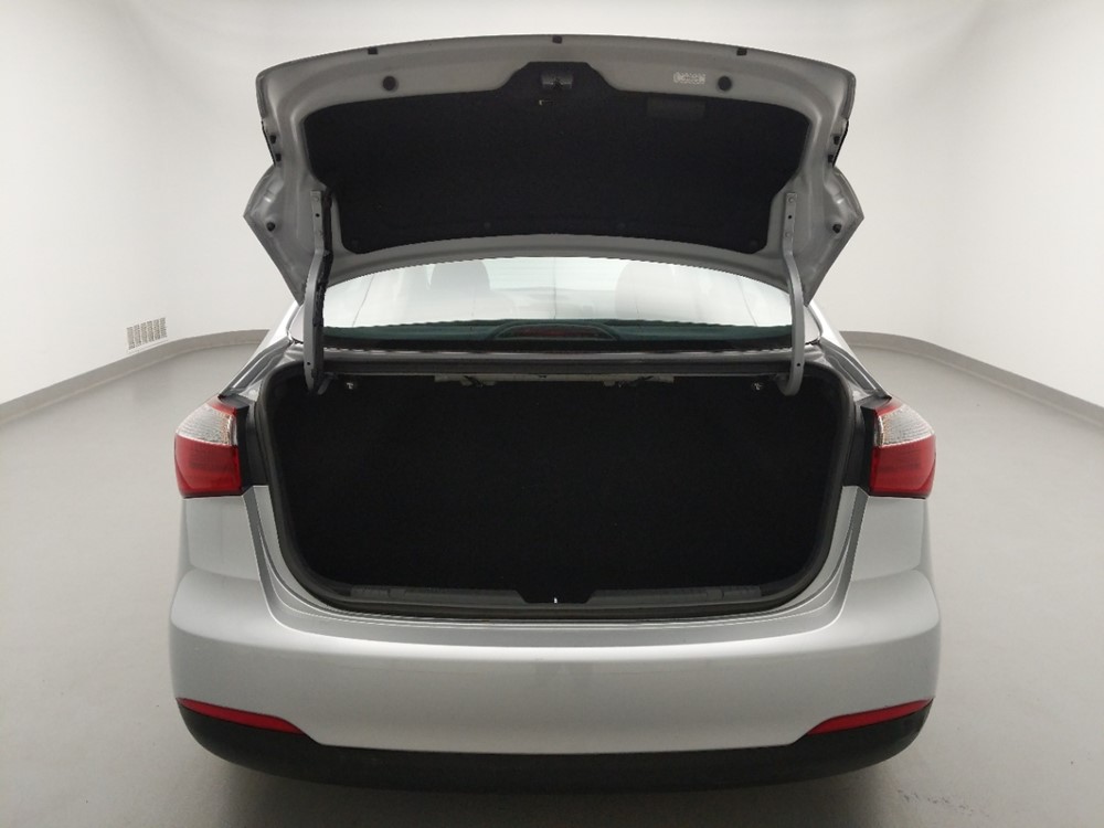 2016 Kia Forte - Trunk