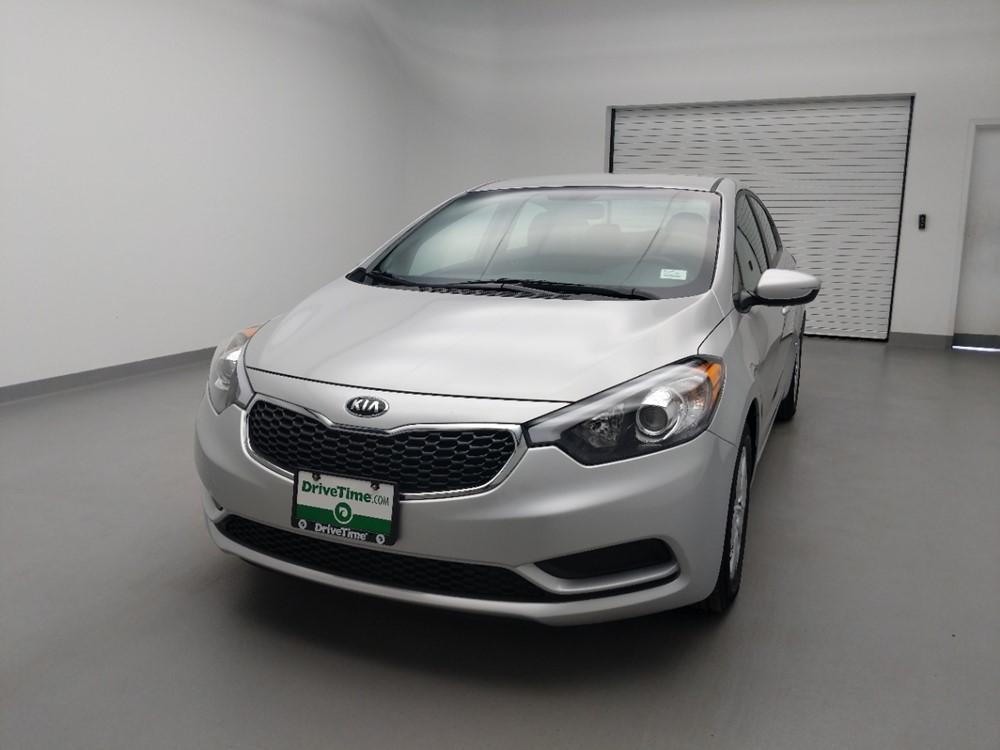 2016 Kia Forte - Driver Front Hood