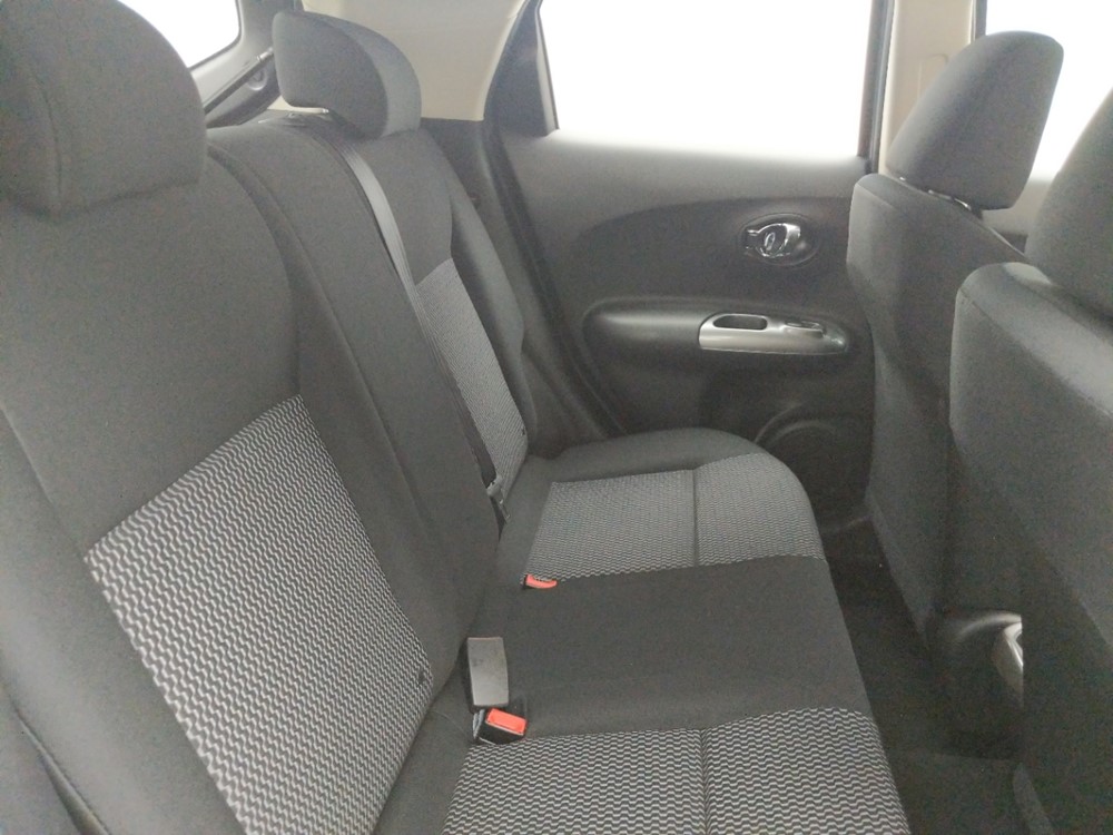 2017 Nissan JUKE - Passenger Rear Seat