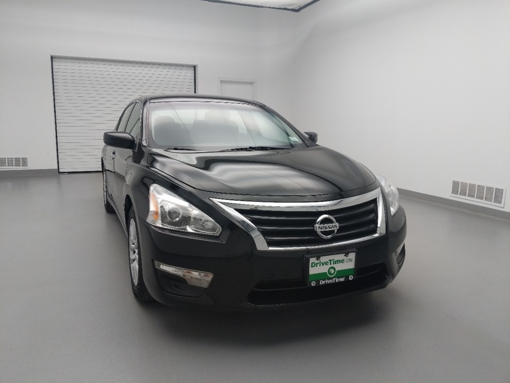 2015 Nissan Altima - Passenger Front Hood