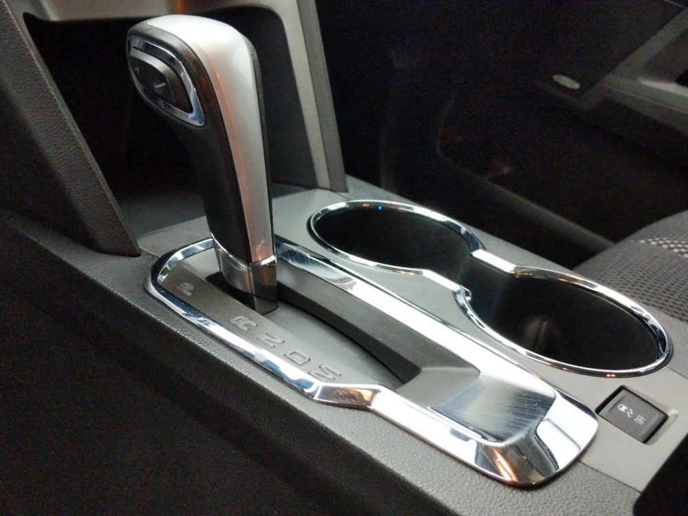 2013 Chevrolet Equinox - Center Console/Cup Holders