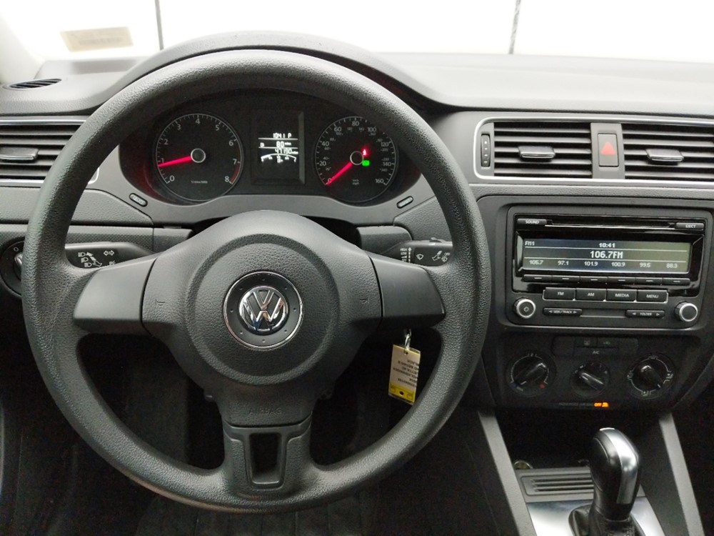 2014 Volkswagen Jetta - Driver Dash