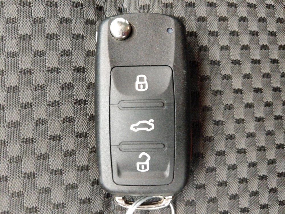 2014 Volkswagen Jetta - Keys