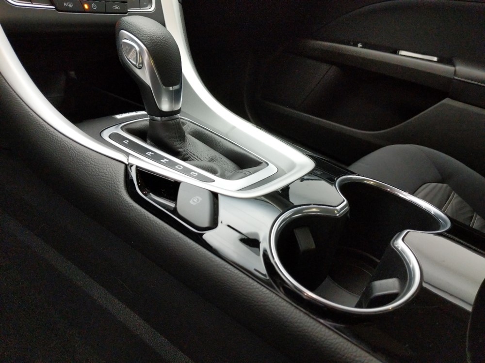 2016 Ford Fusion - Center Console/Cup Holders