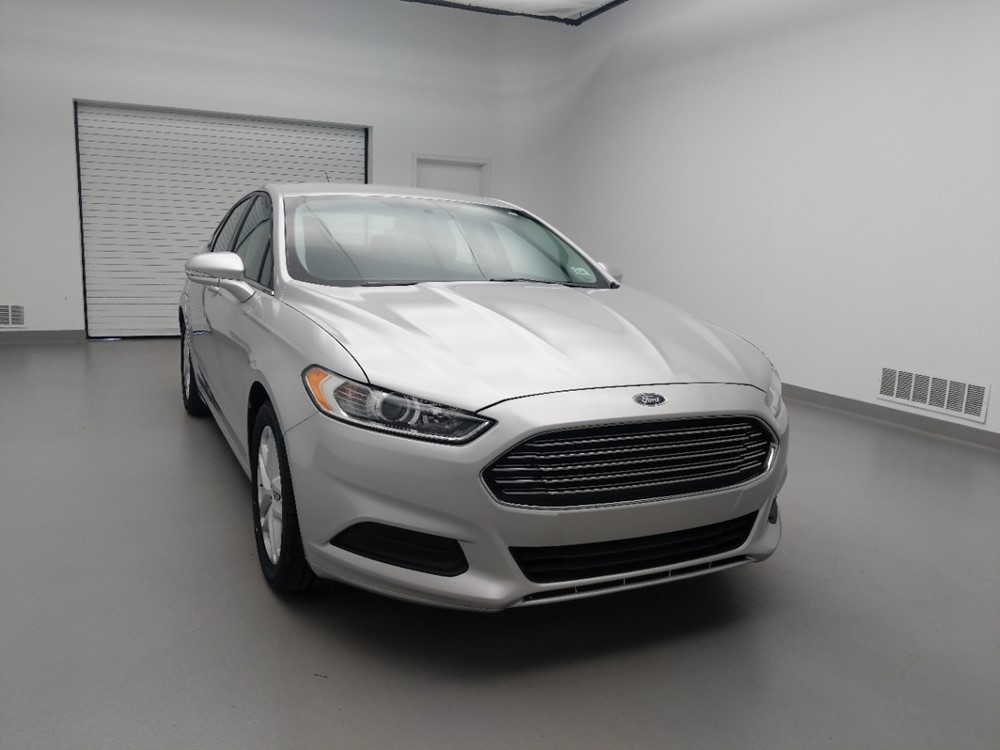 2016 Ford Fusion - Passenger Front Hood