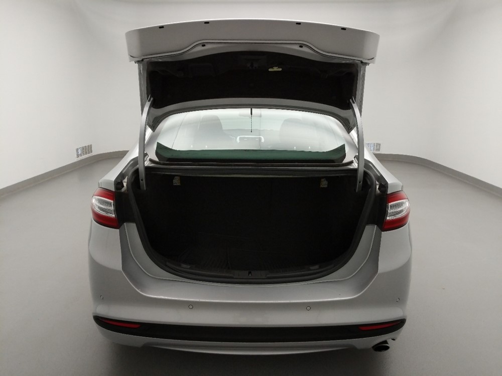2016 Ford Fusion - Trunk
